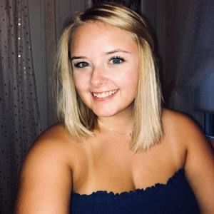 Meet your Posher, Lauren